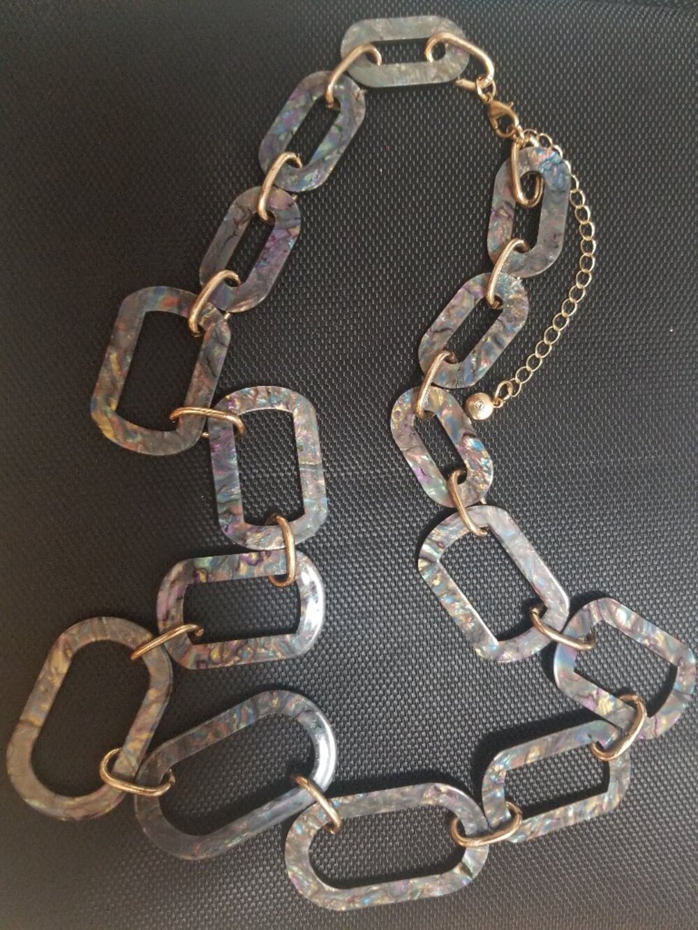 Vintage-Style C1946 Marbled-Patterned Plastic-Chain Necklace